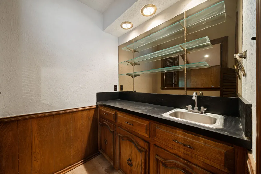 2702 Wagonwheel Drive Carrollton, TX 75006
