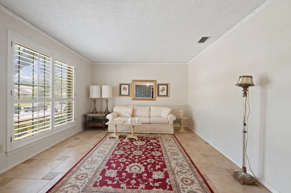 2702 Wagonwheel Drive Carrollton, TX 75006