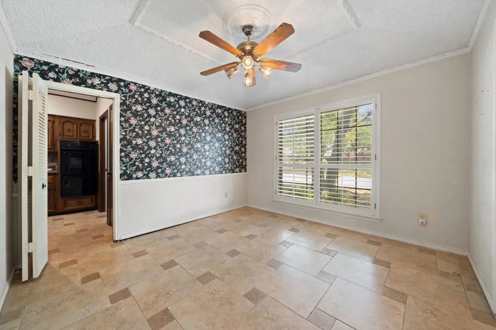 2702 Wagonwheel Drive Carrollton, TX 75006