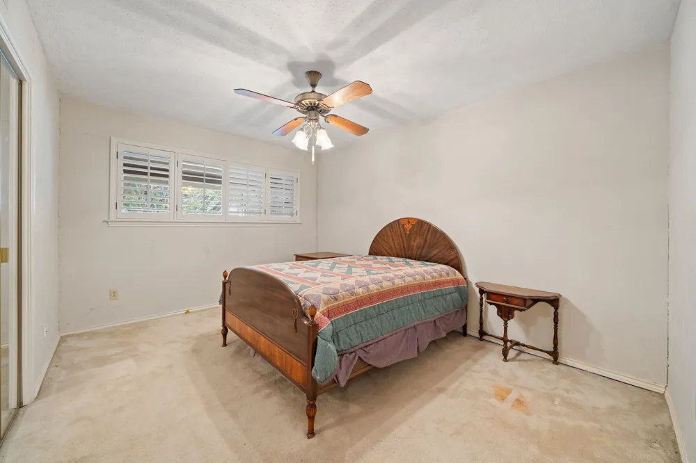 2702 Wagonwheel Drive Carrollton, TX 75006