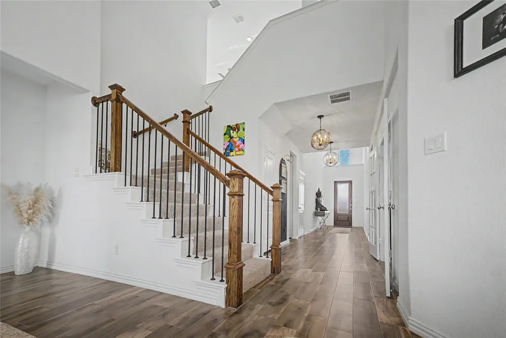 10011 Sovereign Drive Frisco, TX 75035