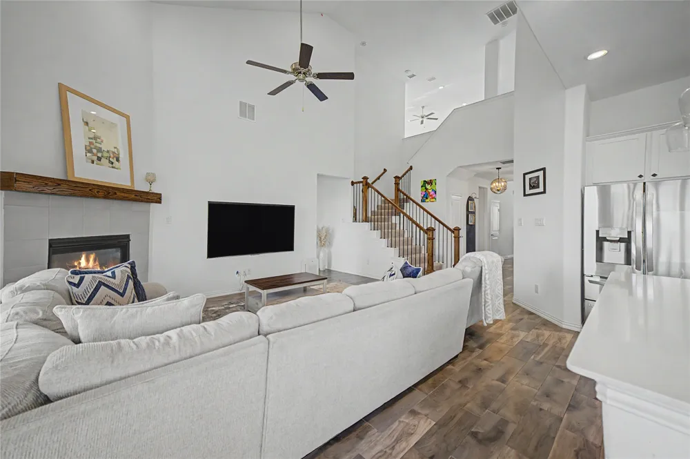 10011 Sovereign Drive Frisco, TX 75035