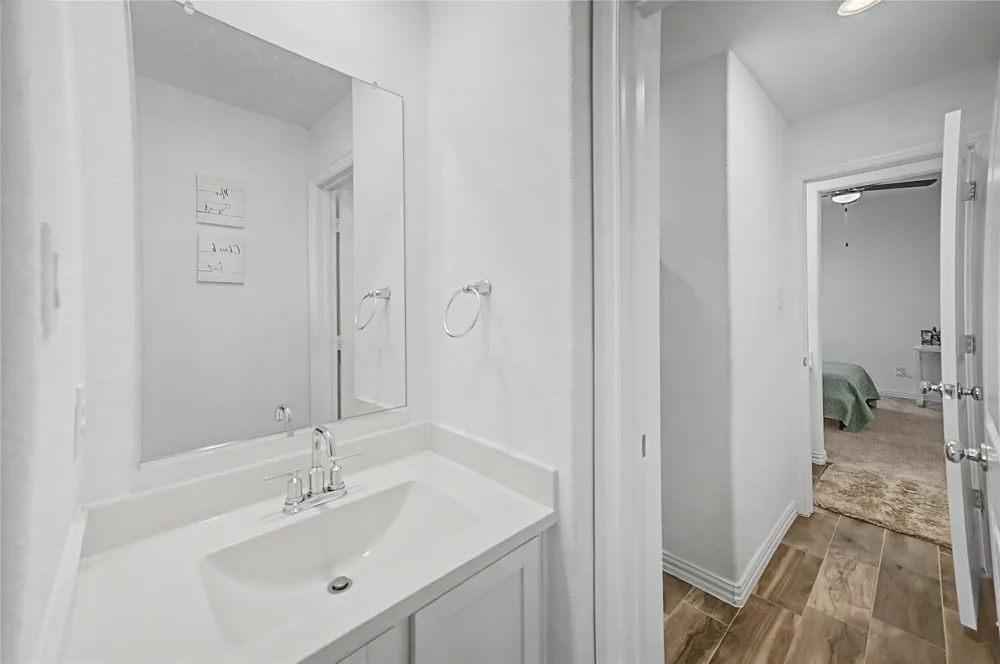 10011 Sovereign Drive Frisco, TX 75035