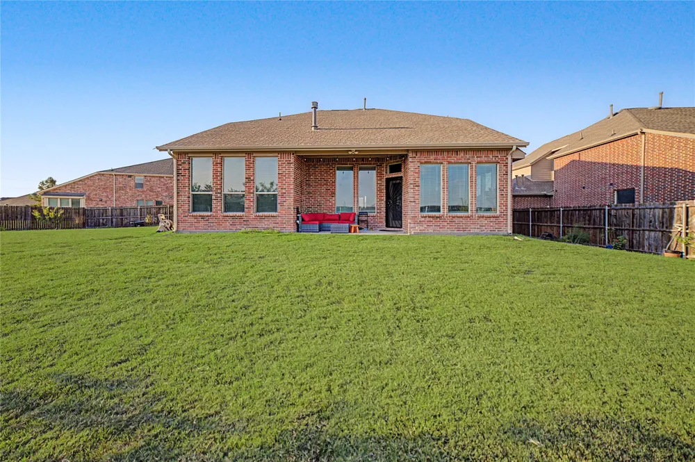 10011 Sovereign Drive Frisco, TX 75035