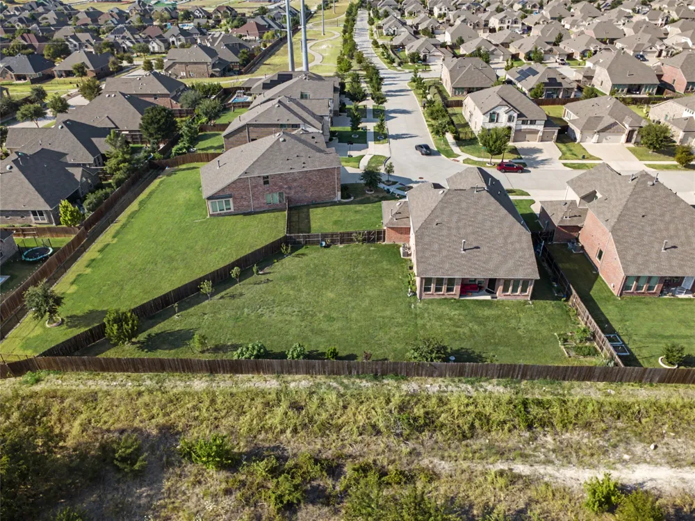 10011 Sovereign Drive Frisco, TX 75035