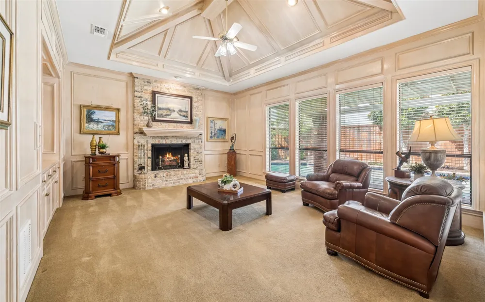 4428 Hollow Oak Drive Dallas, TX 75287