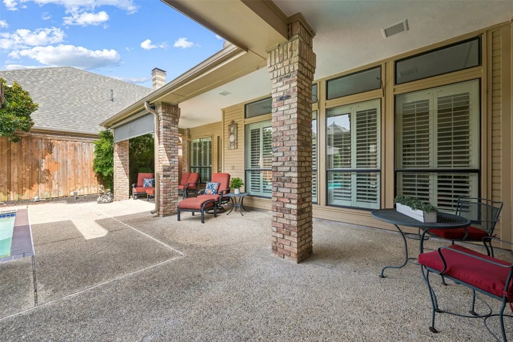 4428 Hollow Oak Drive Dallas, TX 75287