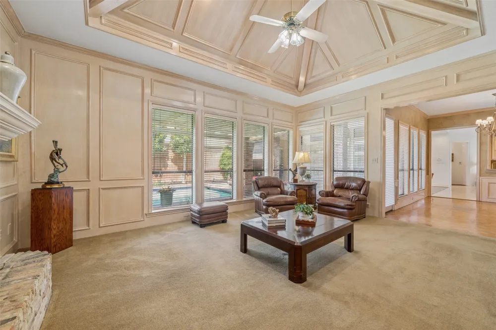 4428 Hollow Oak Drive Dallas, TX 75287