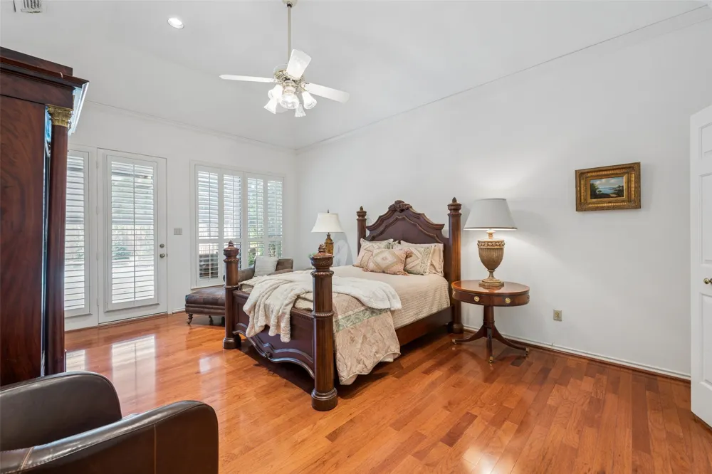 4428 Hollow Oak Drive Dallas, TX 75287