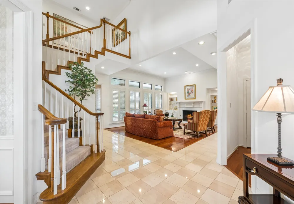 4428 Hollow Oak Drive Dallas, TX 75287