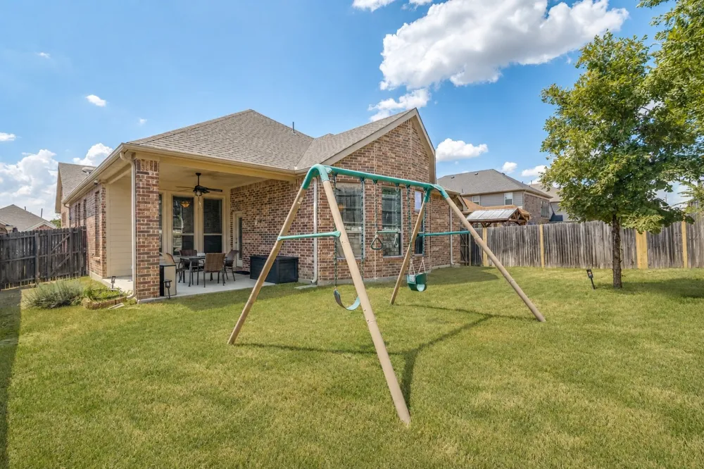 3827 Mustang Avenue Sachse, TX 75048