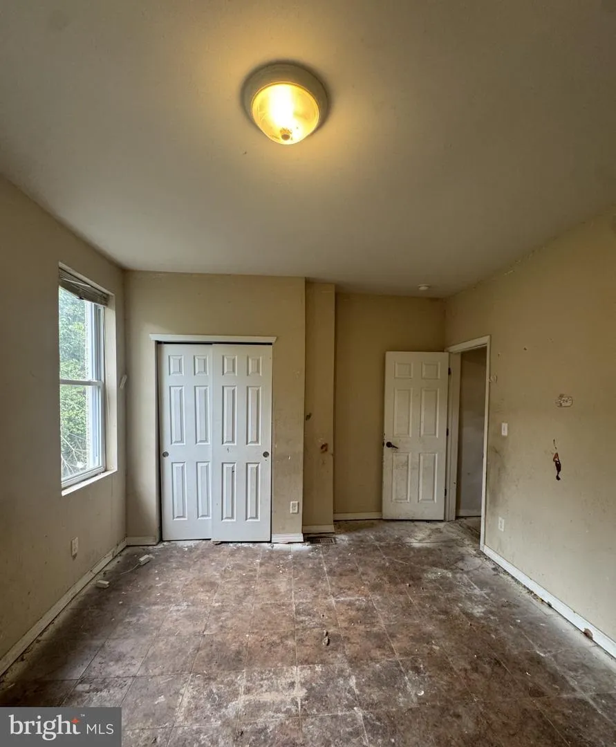 123 E MAYLAND STREET Philadelphia, PA 19144