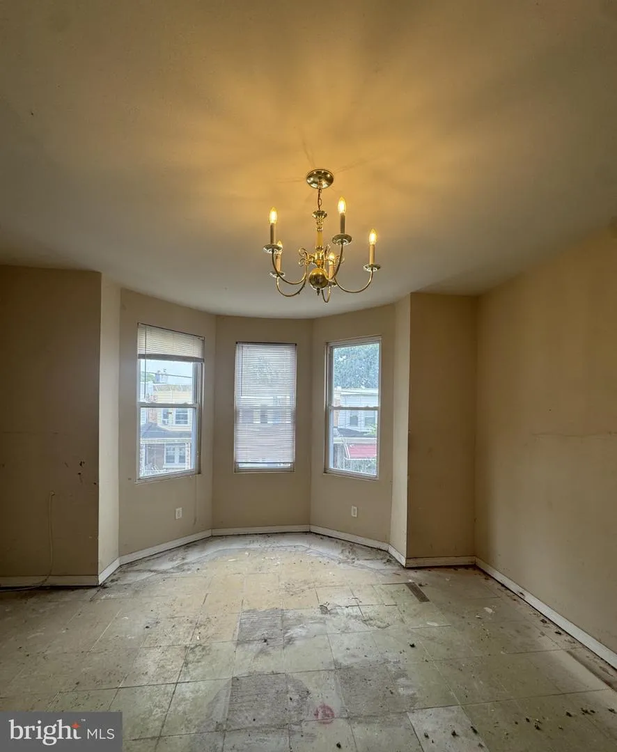 123 E MAYLAND STREET Philadelphia, PA 19144