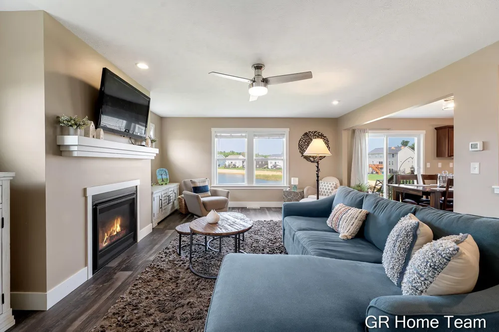 14479 Tupelo Drive West Olive, MI 49460