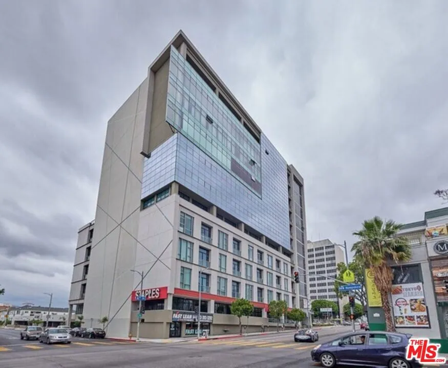 3223 W 6th Street #604 Los Angeles, CA 90020