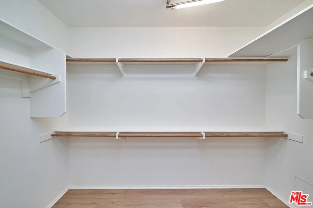 3223 W 6th Street #604 Los Angeles, CA 90020