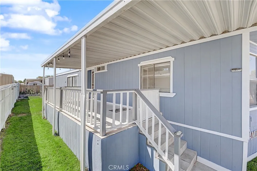 2545 E Avenue I #17 Lancaster, CA 93535