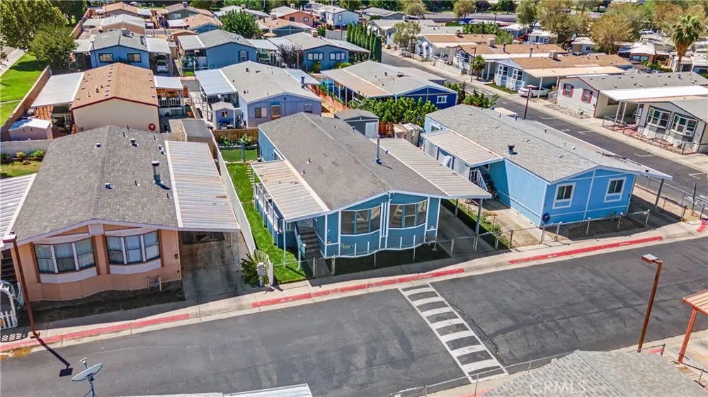 2545 E Avenue I #17 Lancaster, CA 93535