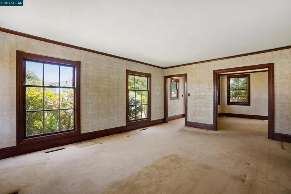 2500 Lowell Avenue Richmond, CA 94804
