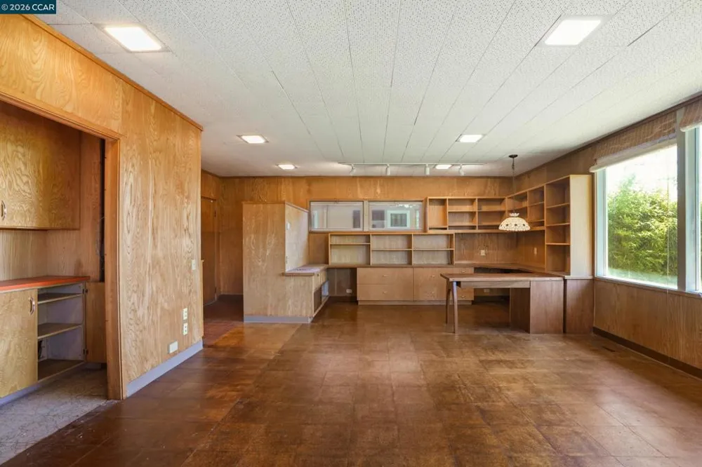 2500 Lowell Avenue Richmond, CA 94804
