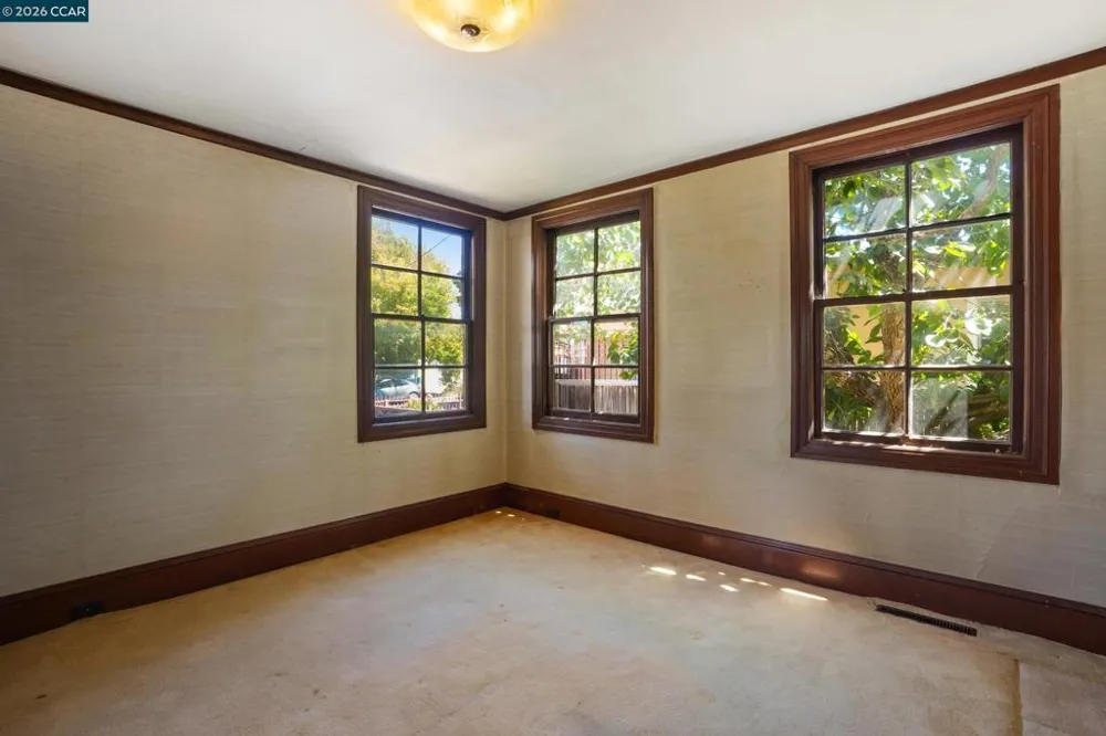 2500 Lowell Avenue Richmond, CA 94804