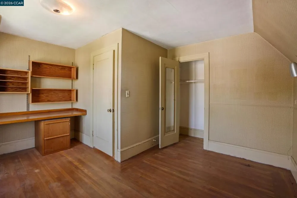 2500 Lowell Avenue Richmond, CA 94804