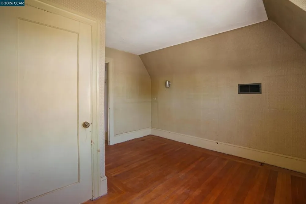 2500 Lowell Avenue Richmond, CA 94804