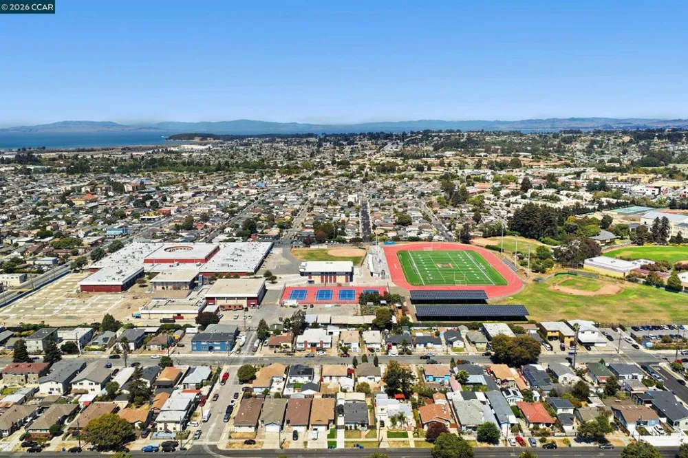 2500 Lowell Avenue Richmond, CA 94804