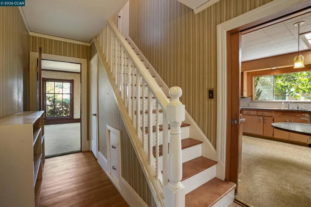 2500 Lowell Avenue Richmond, CA 94804