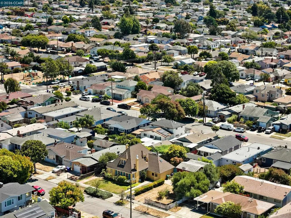 2500 Lowell Avenue Richmond, CA 94804