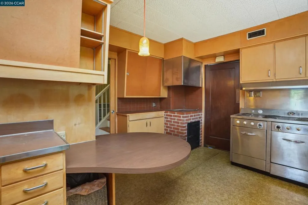 2500 Lowell Avenue Richmond, CA 94804