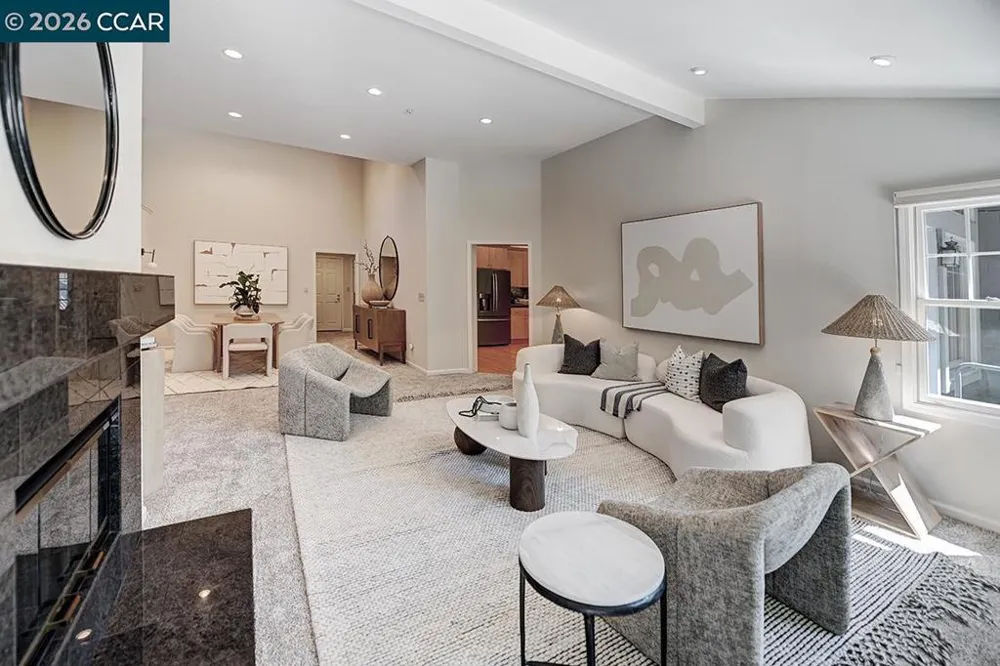 1923 Lakeshire Dr Walnut Creek, CA 94595