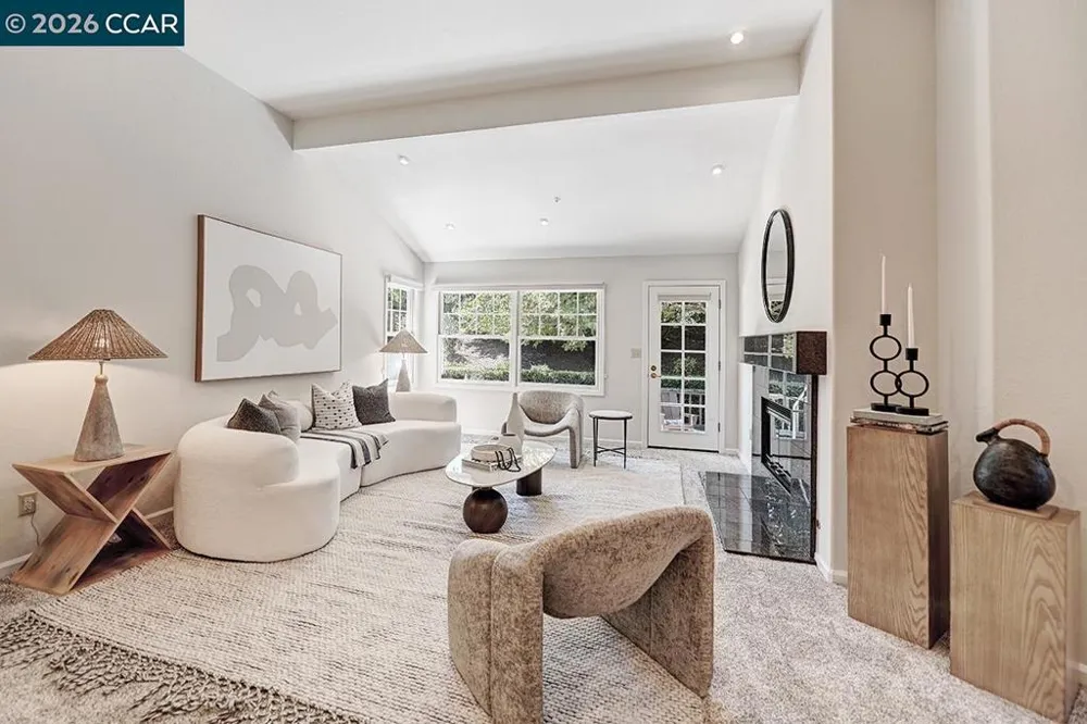 1923 Lakeshire Dr Walnut Creek, CA 94595