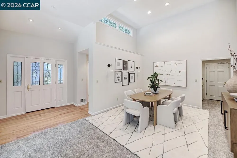 1923 Lakeshire Dr Walnut Creek, CA 94595