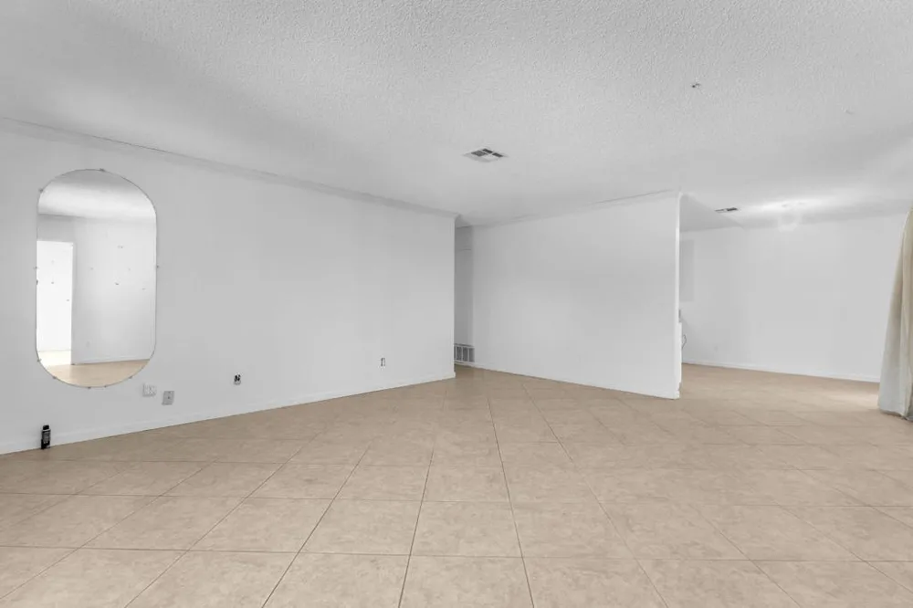 1880 Sharon Road Palm Springs, CA 92262