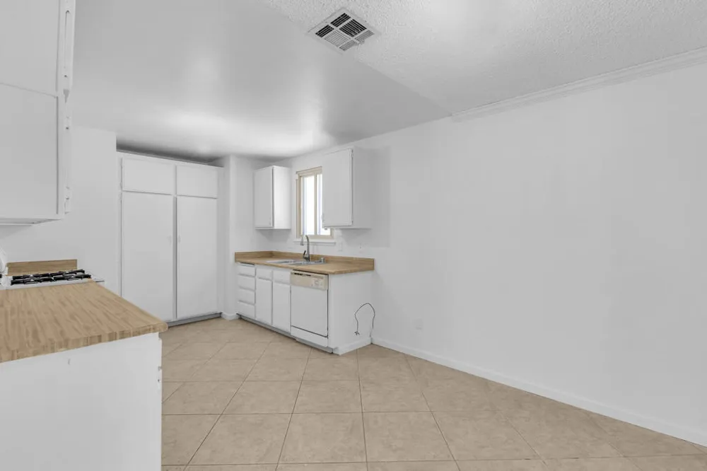 1880 Sharon Road Palm Springs, CA 92262
