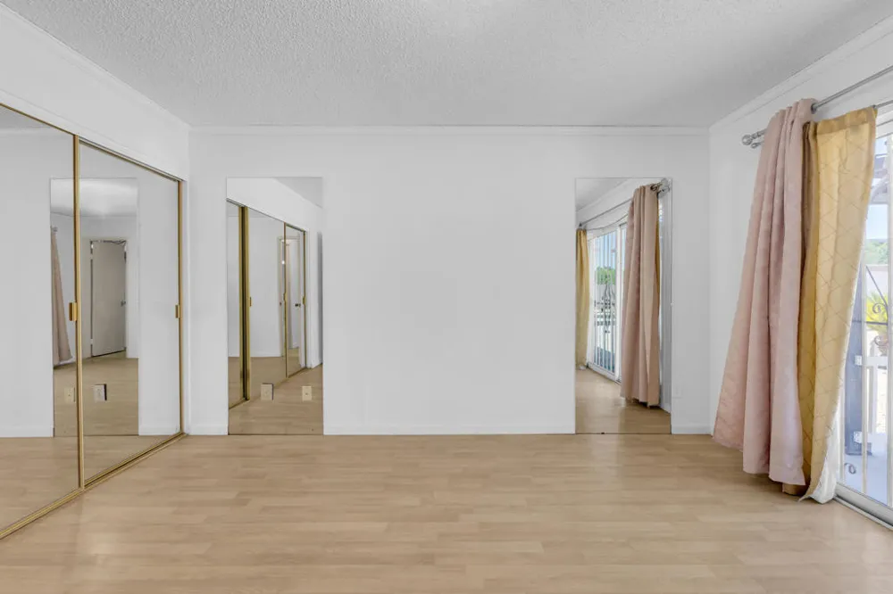 1880 Sharon Road Palm Springs, CA 92262
