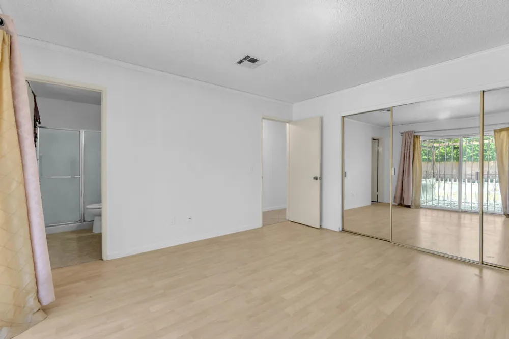 1880 Sharon Road Palm Springs, CA 92262