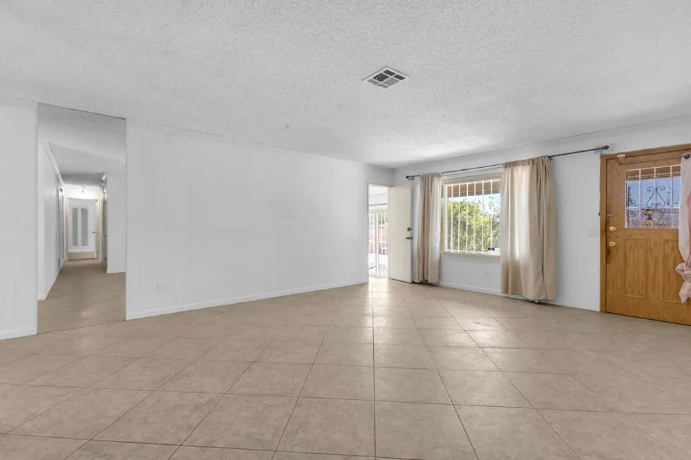 1880 Sharon Road Palm Springs, CA 92262