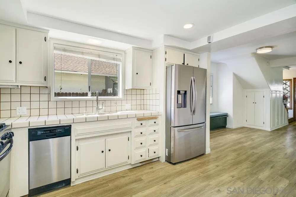 4721 Edgeware Rd. San Diego, CA 92116