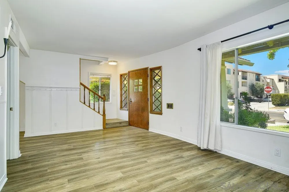 4721 Edgeware Rd. San Diego, CA 92116