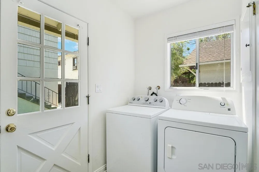 4721 Edgeware Rd. San Diego, CA 92116