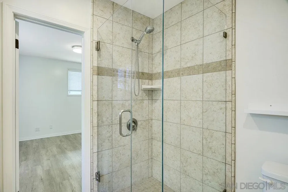4721 Edgeware Rd. San Diego, CA 92116