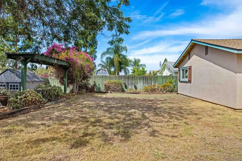 1381 Coker El Cajon, CA 92021