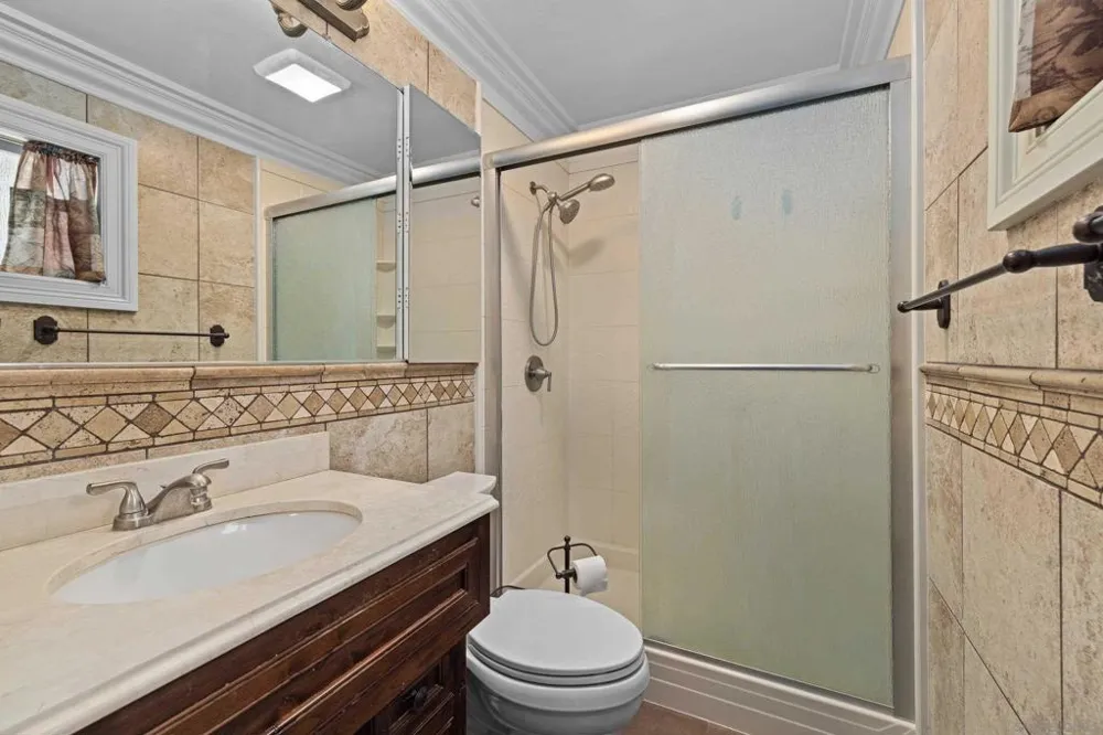 1381 Coker El Cajon, CA 92021