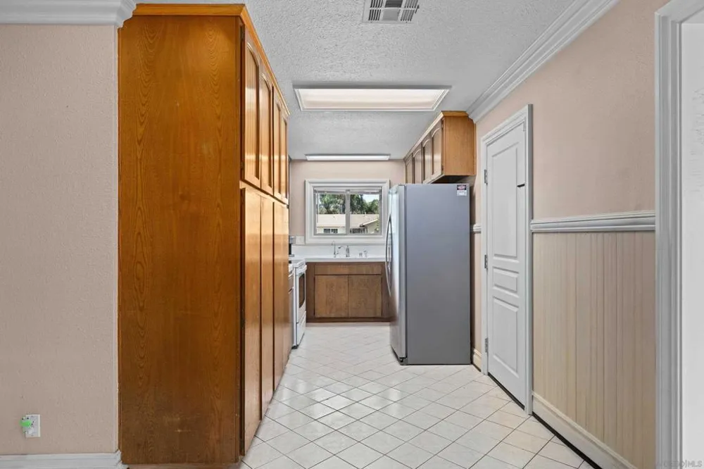 1381 Coker El Cajon, CA 92021