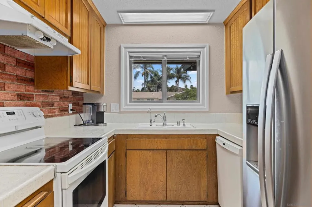 1381 Coker El Cajon, CA 92021