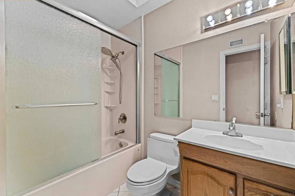 1381 Coker El Cajon, CA 92021