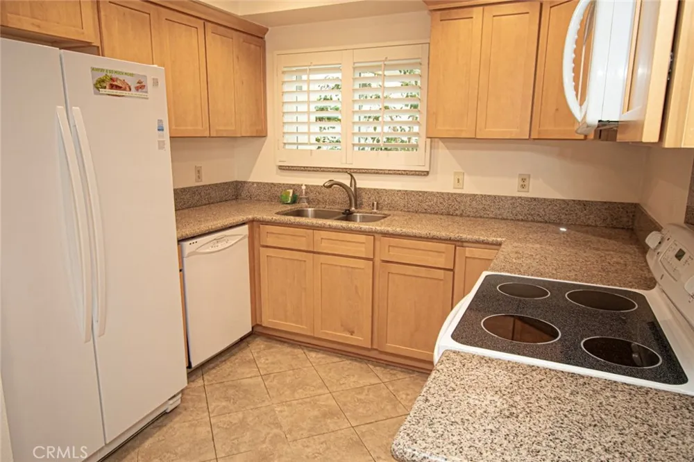 3242 San Amadeo #1A Laguna Woods, CA 92637