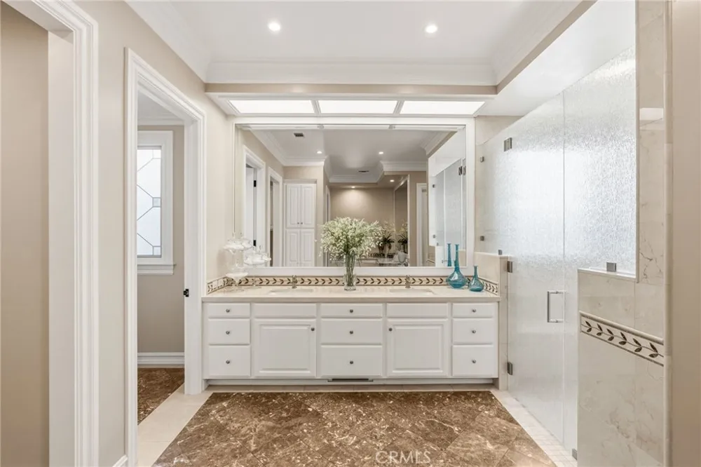 3 Barrenger Court Newport Beach, CA 92660
